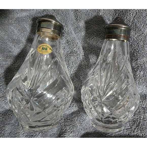 Vintage TYRONE Crystal Salt & Pepper IRISH Shakers...